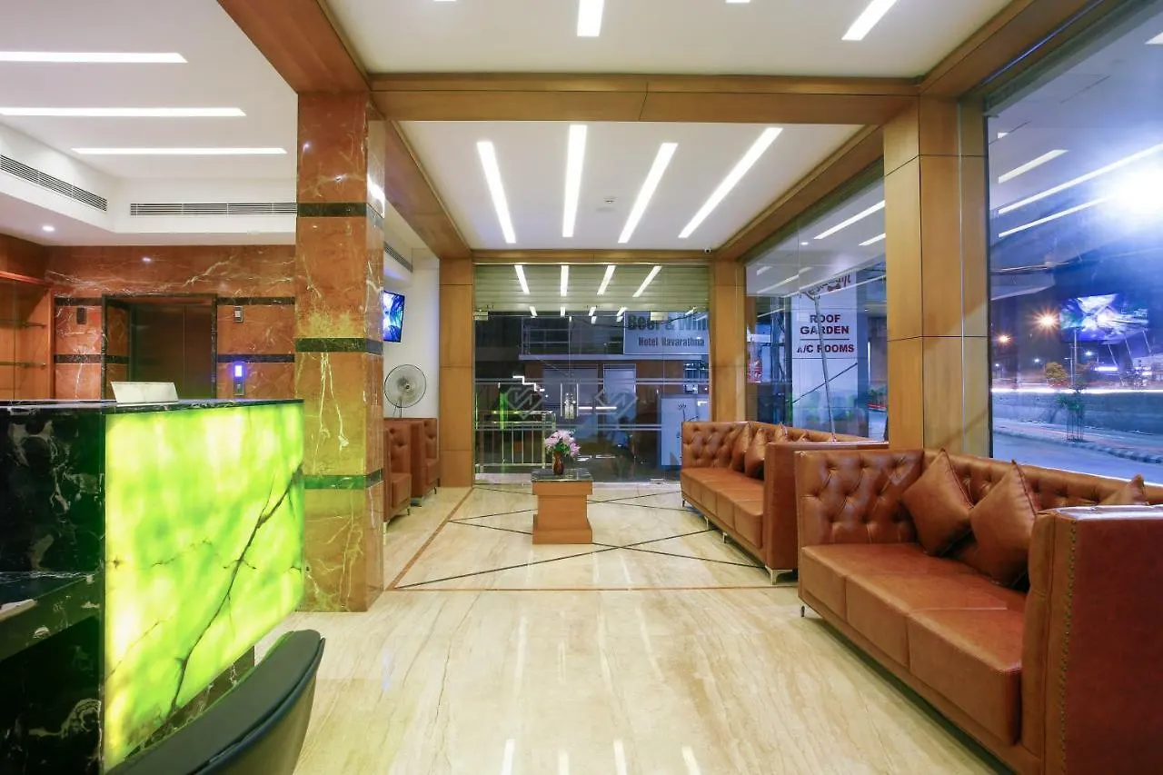 Hotel Navarathna Alwaye
