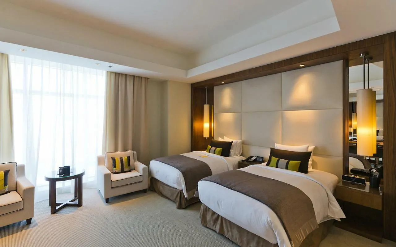 Hotel Navarathna Alwaye