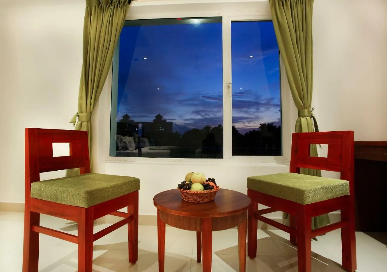 Hotel Navarathna Alwaye